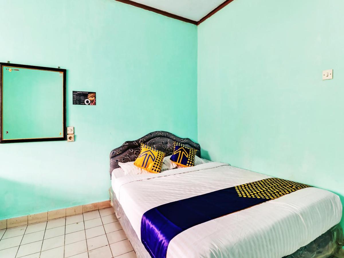 Spot On 90003 Villa Tawang Cianjur Bagian luar foto